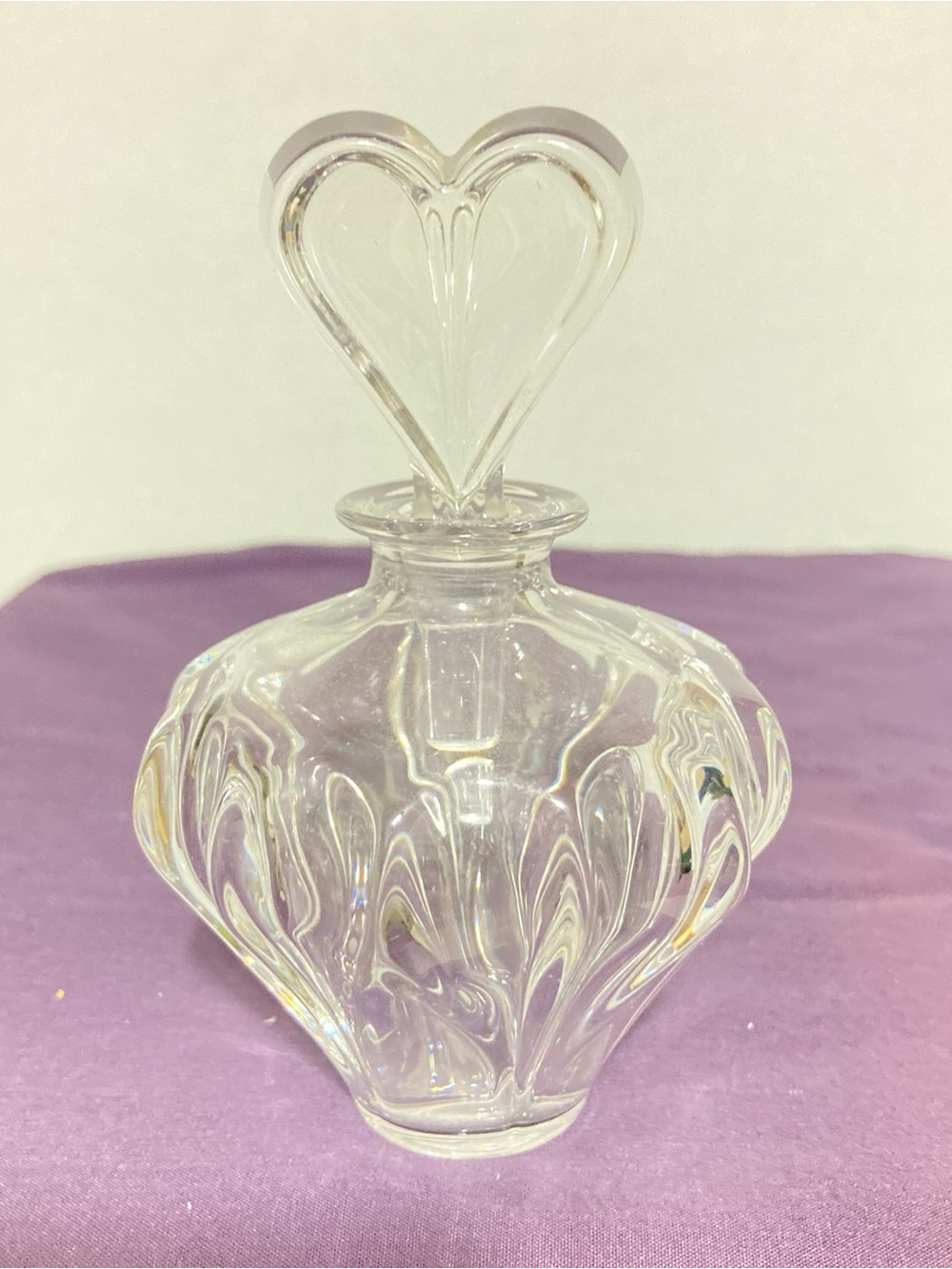 Clear Heart-Top Glass Perfume Bottle